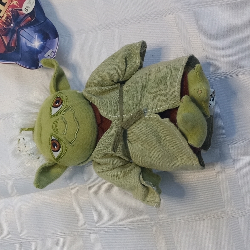 Starwars collectables ornaments - Picture 8 of 13